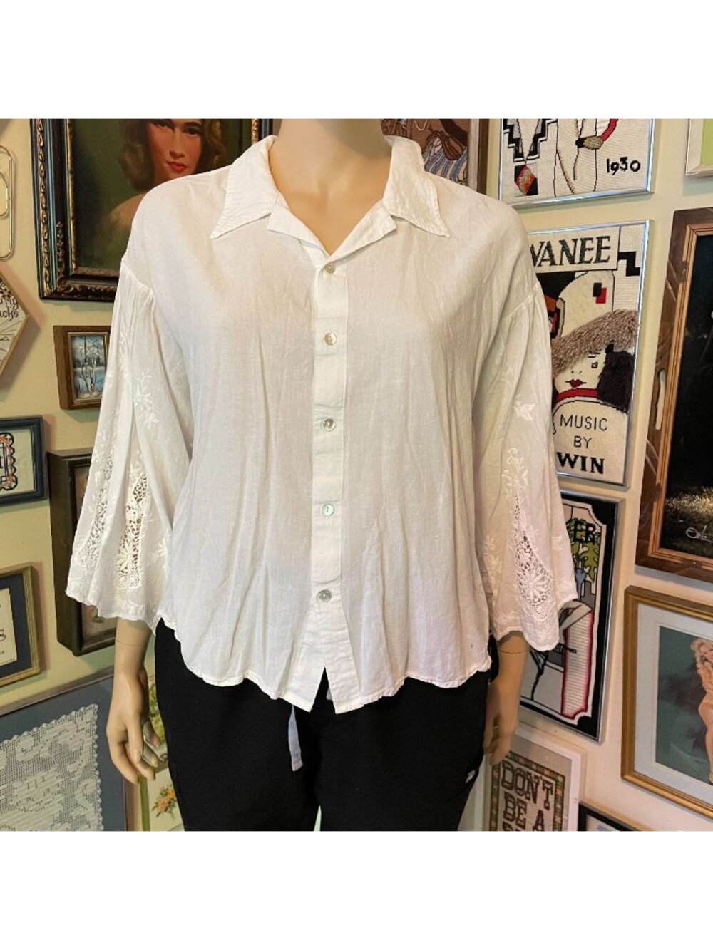 White Button-Up Top With Embroidered Lace Bell Sleeves Rayon/Linen Blend Women’s